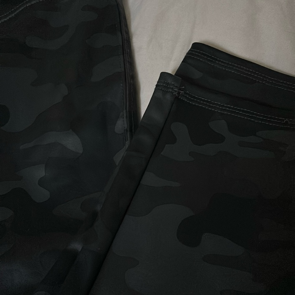 Thick Camo “Silky Feel” Leggings